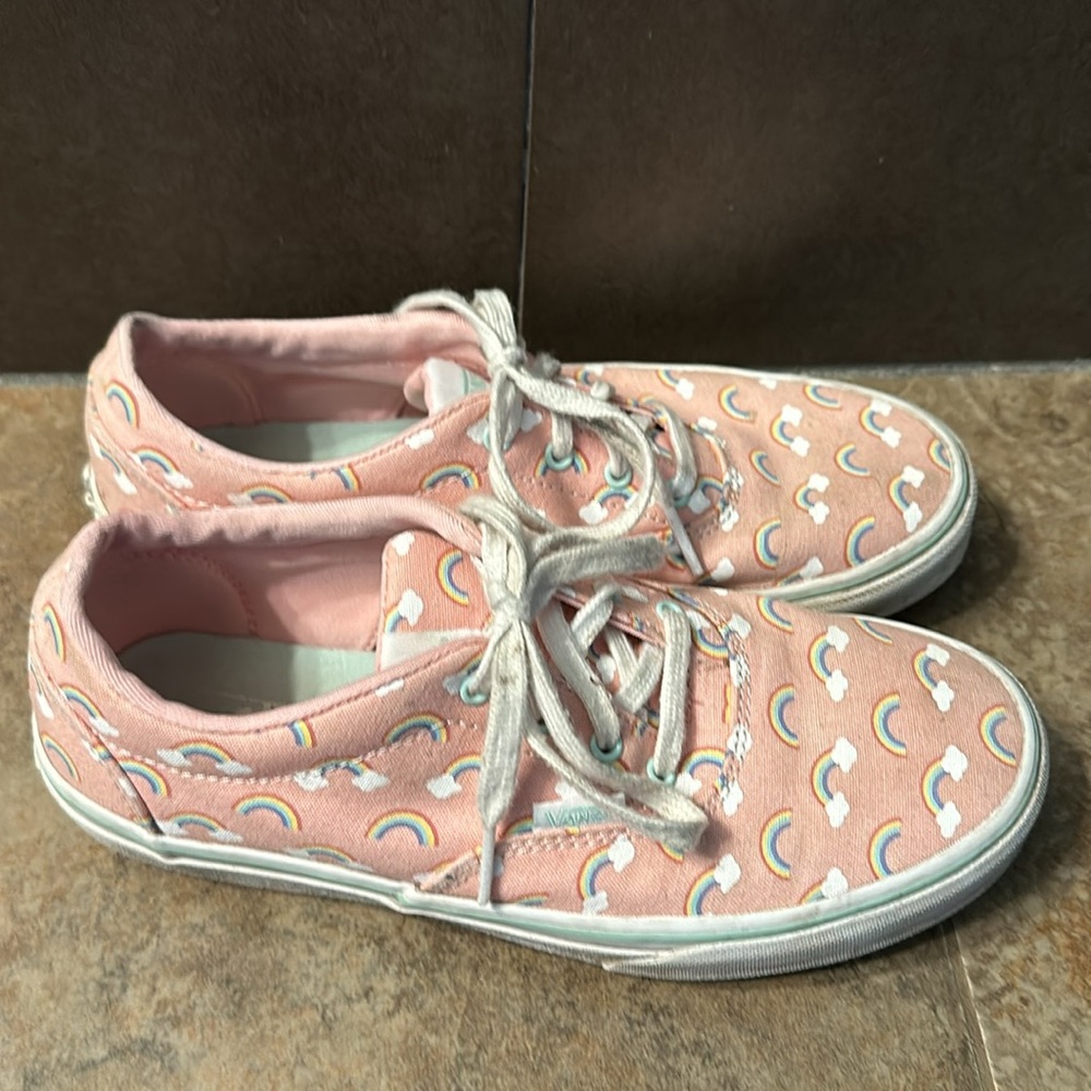 Youth Girl Pink Vans with Rainbows Size 5 - Picture 3 of 7